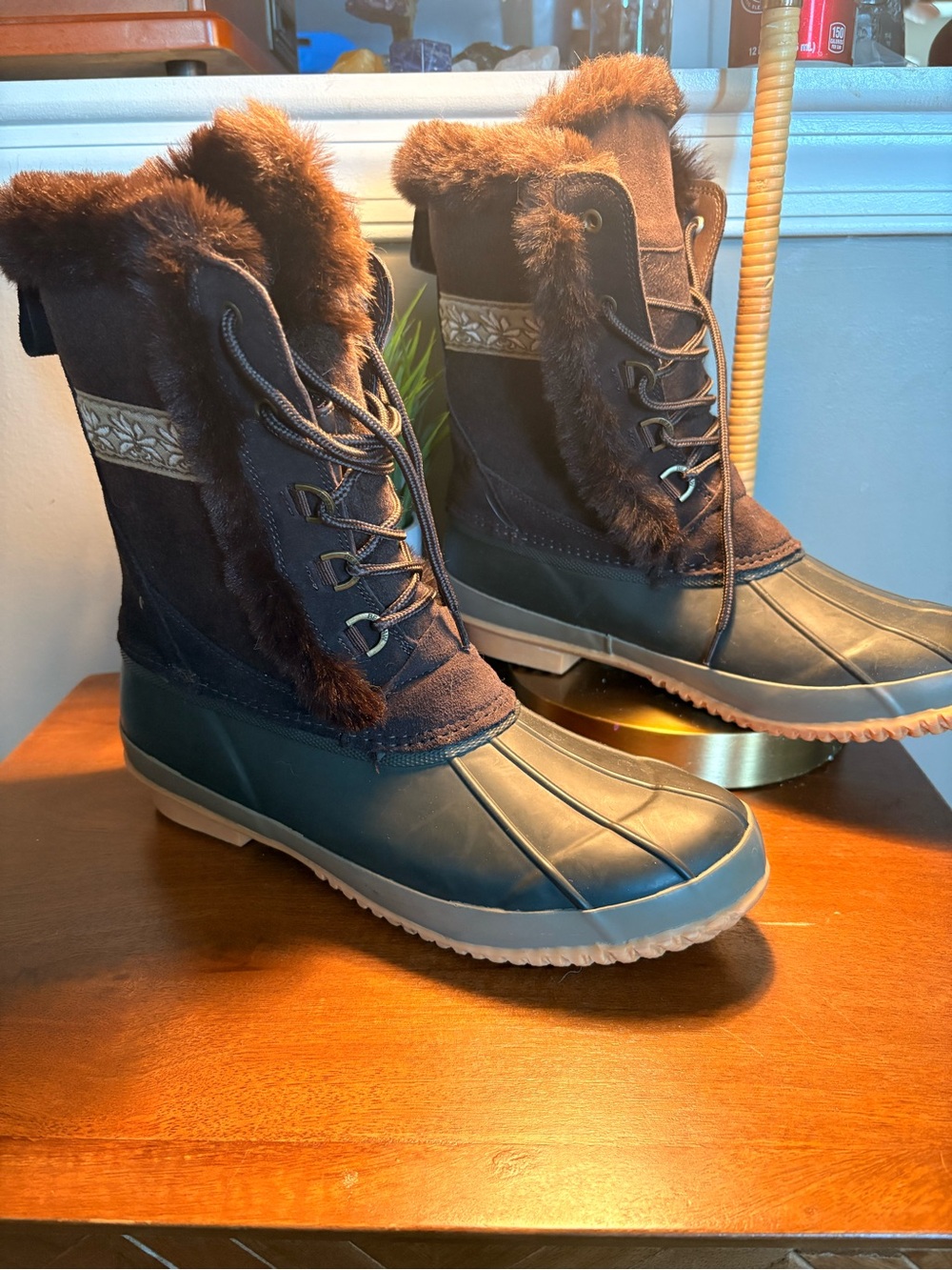 BearPaw Brown Faux-Fur Lace-Up Winter Boots Rubber Toe Rain Boots
